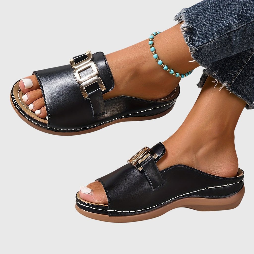 Sandalias con Hebilla dorada Elegante