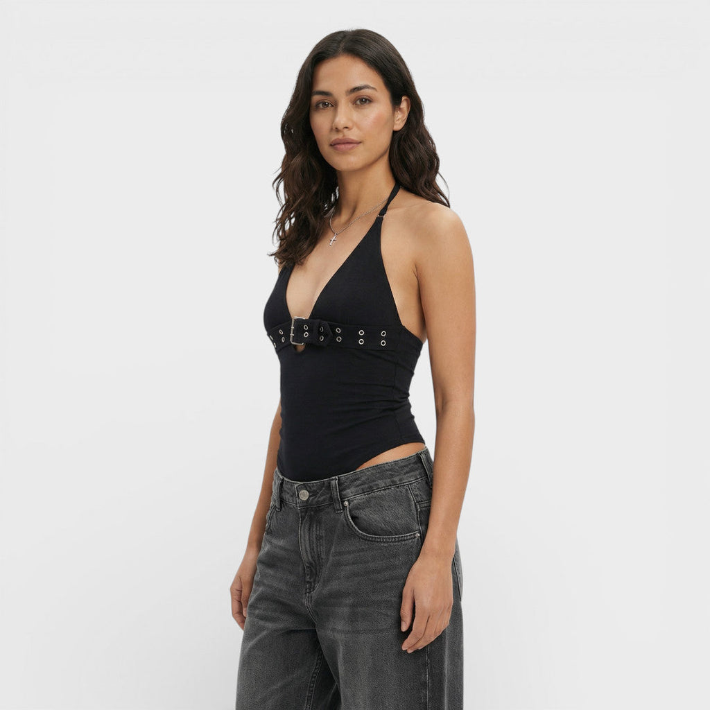 Top Halter Ajustado de Corte Favorecedor