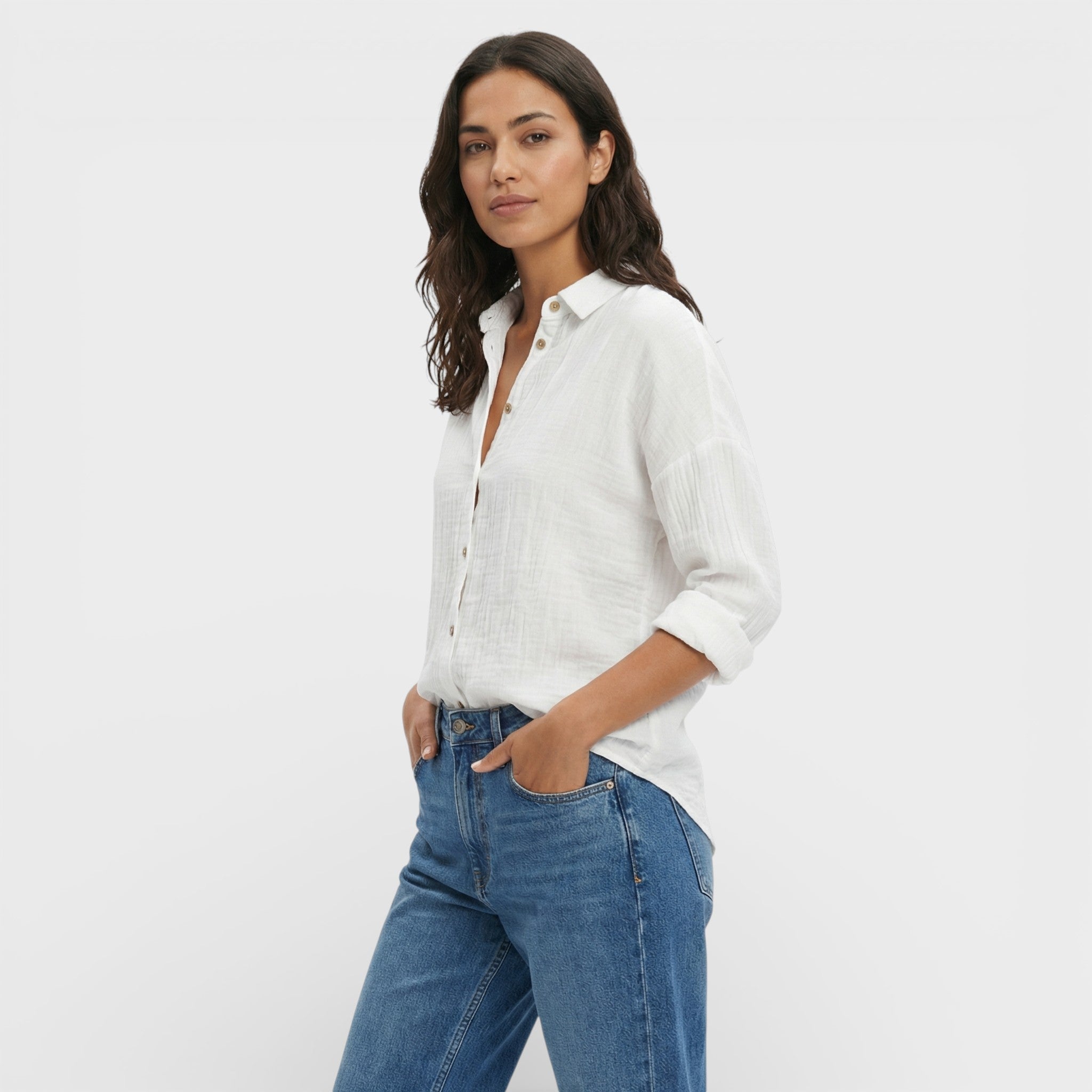 Camisa Plisada Ligera de Mujer con Caída Fluida y Estilo Elegante