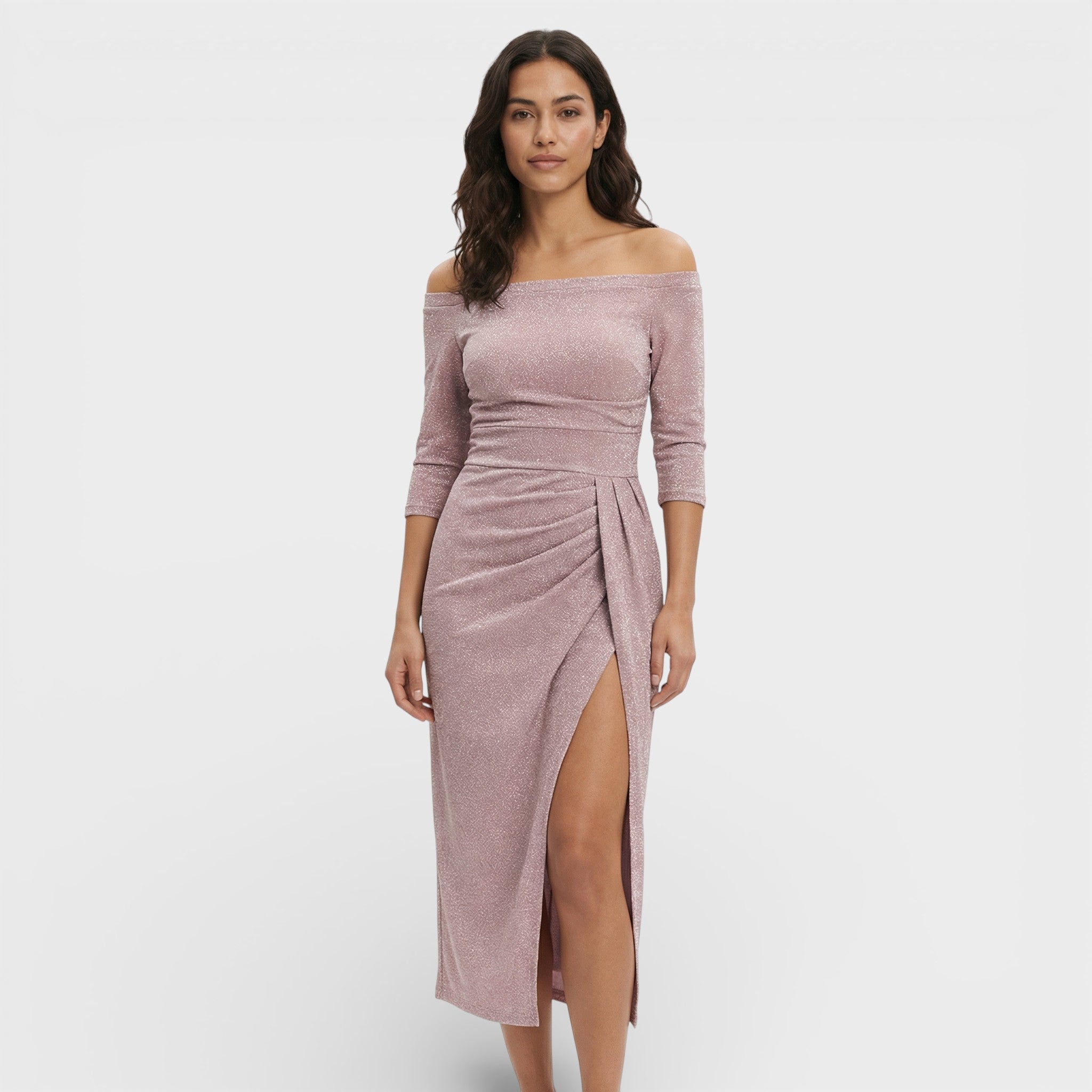 Vestido Largo de Invitada con Abertura – Elegancia que Deslumbra