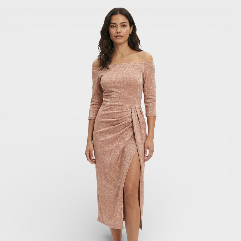 Vestido Largo de Invitada con Abertura – Elegancia que Deslumbra